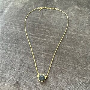Elegant Gold and Black Pendant Necklace